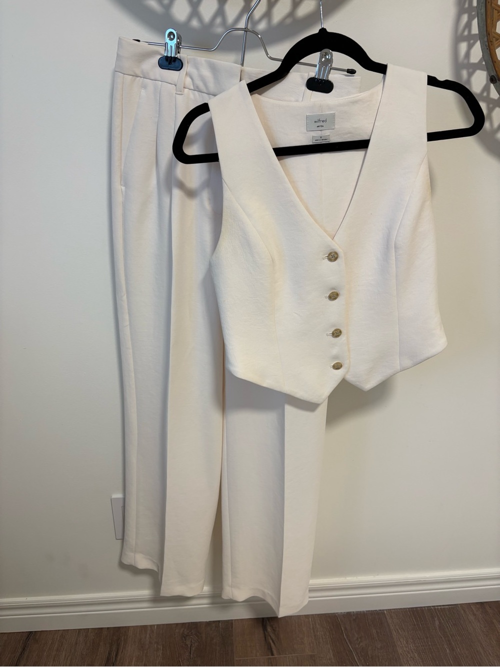 Aritzia Effortless pant & Tailored Vest Set in light birch - Picture 1 of 11